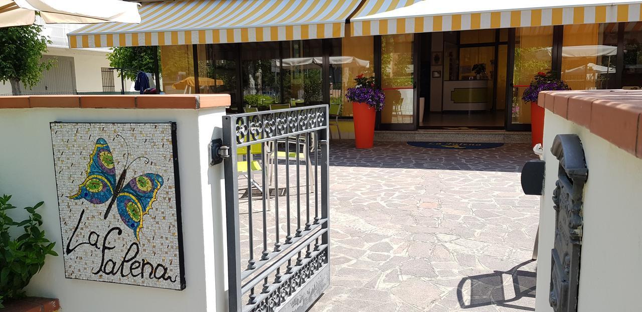 Hotel La Falena Cervia Bagian luar foto